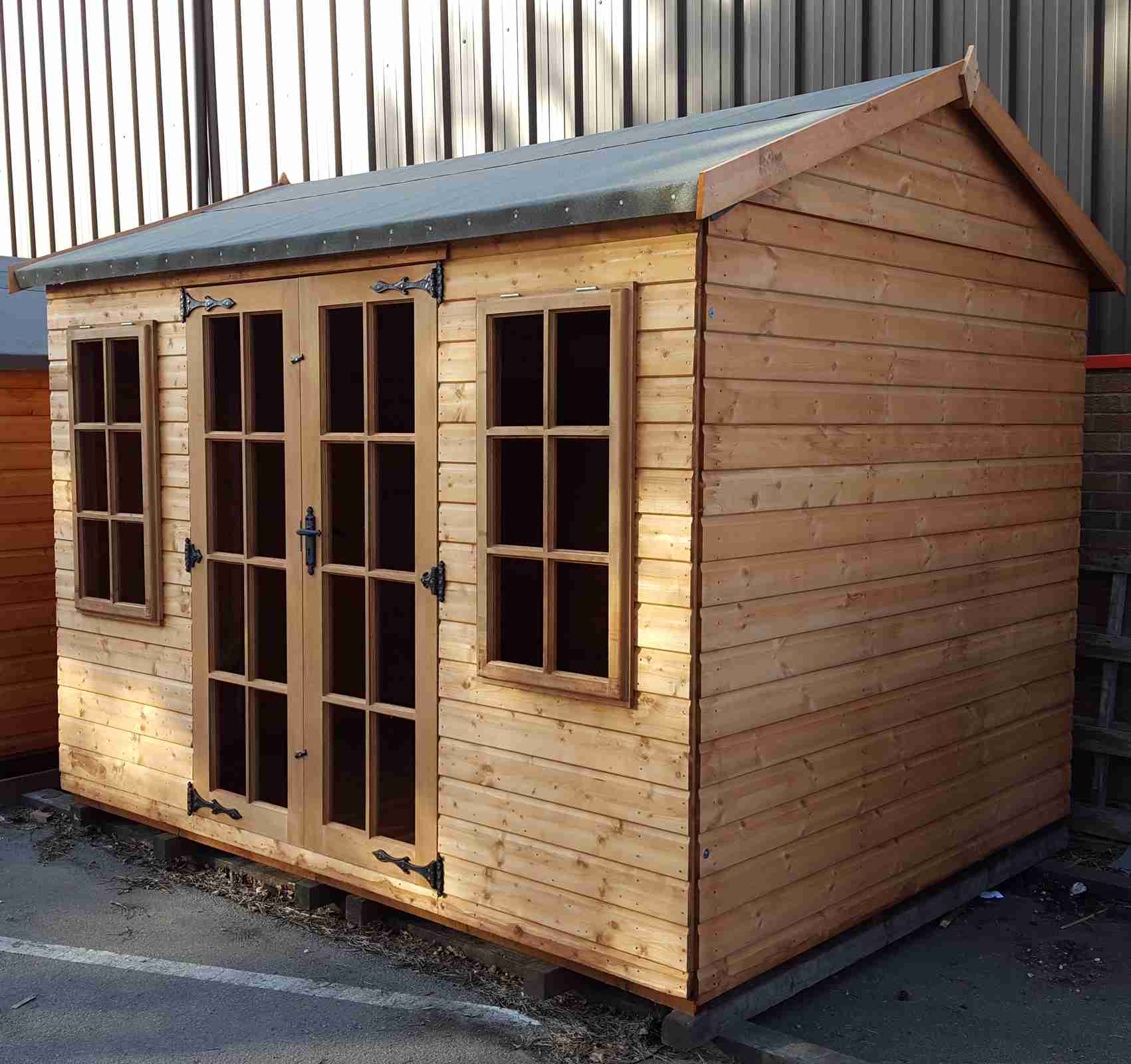 Major Apex 'Conversion' 1008: Cotswold doors & windows (6 pane). Alternatively available with large pane doors and windows